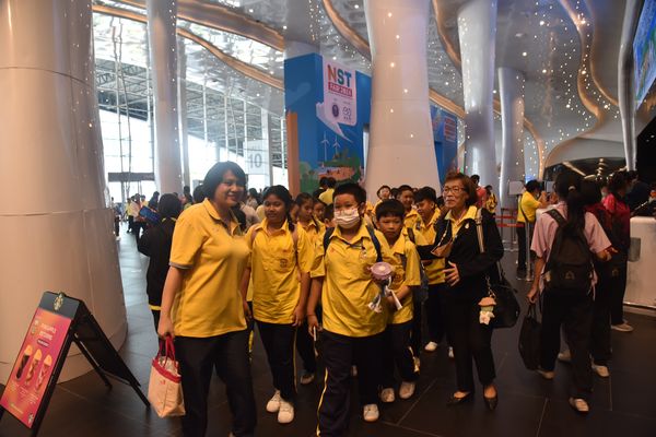 โรงเรียนปรีชานุศาสน์